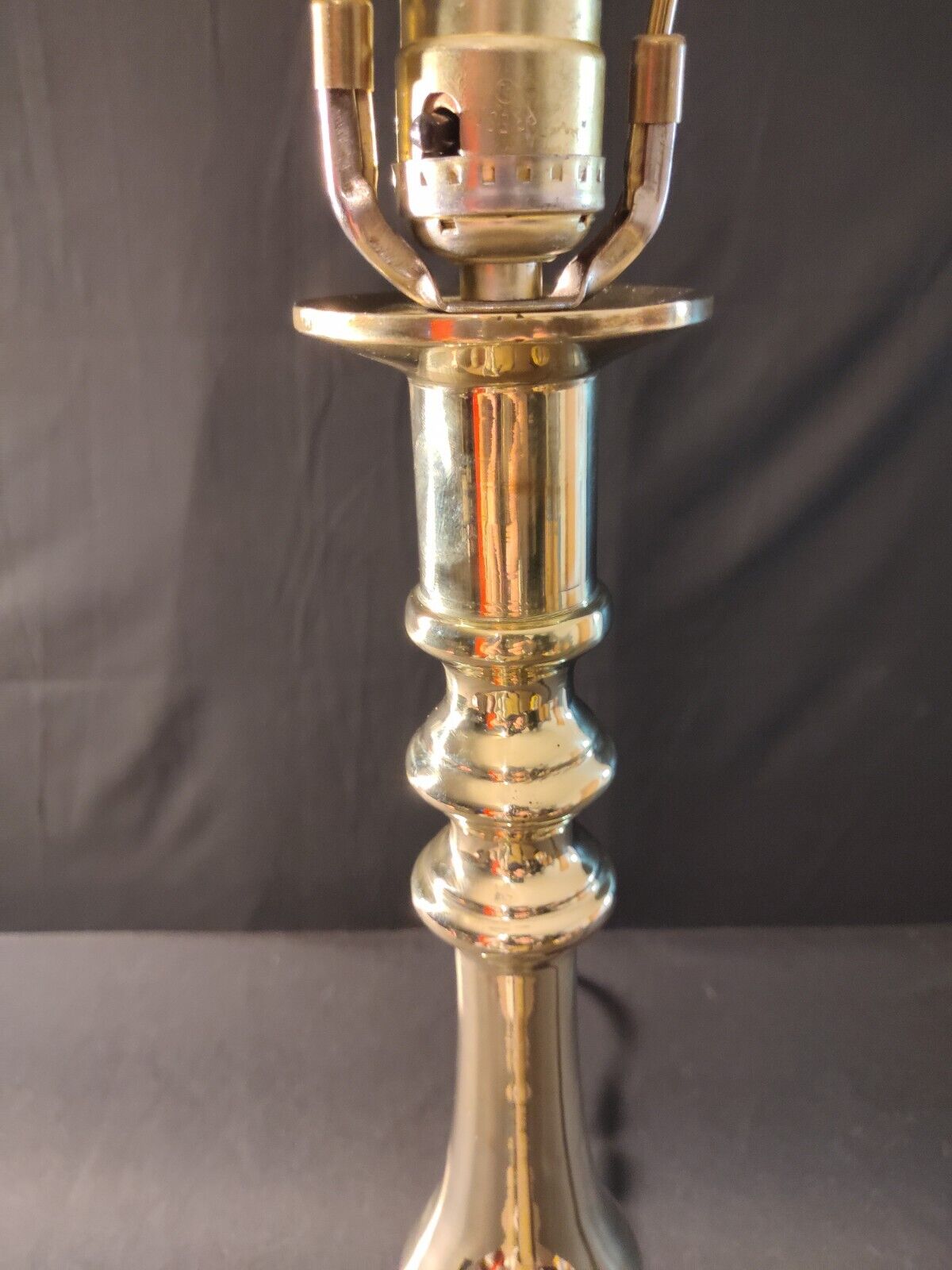 Fredrick Cooper Chicago Solid One-Piece Highly Polished Brass Lamp - Mint!!!