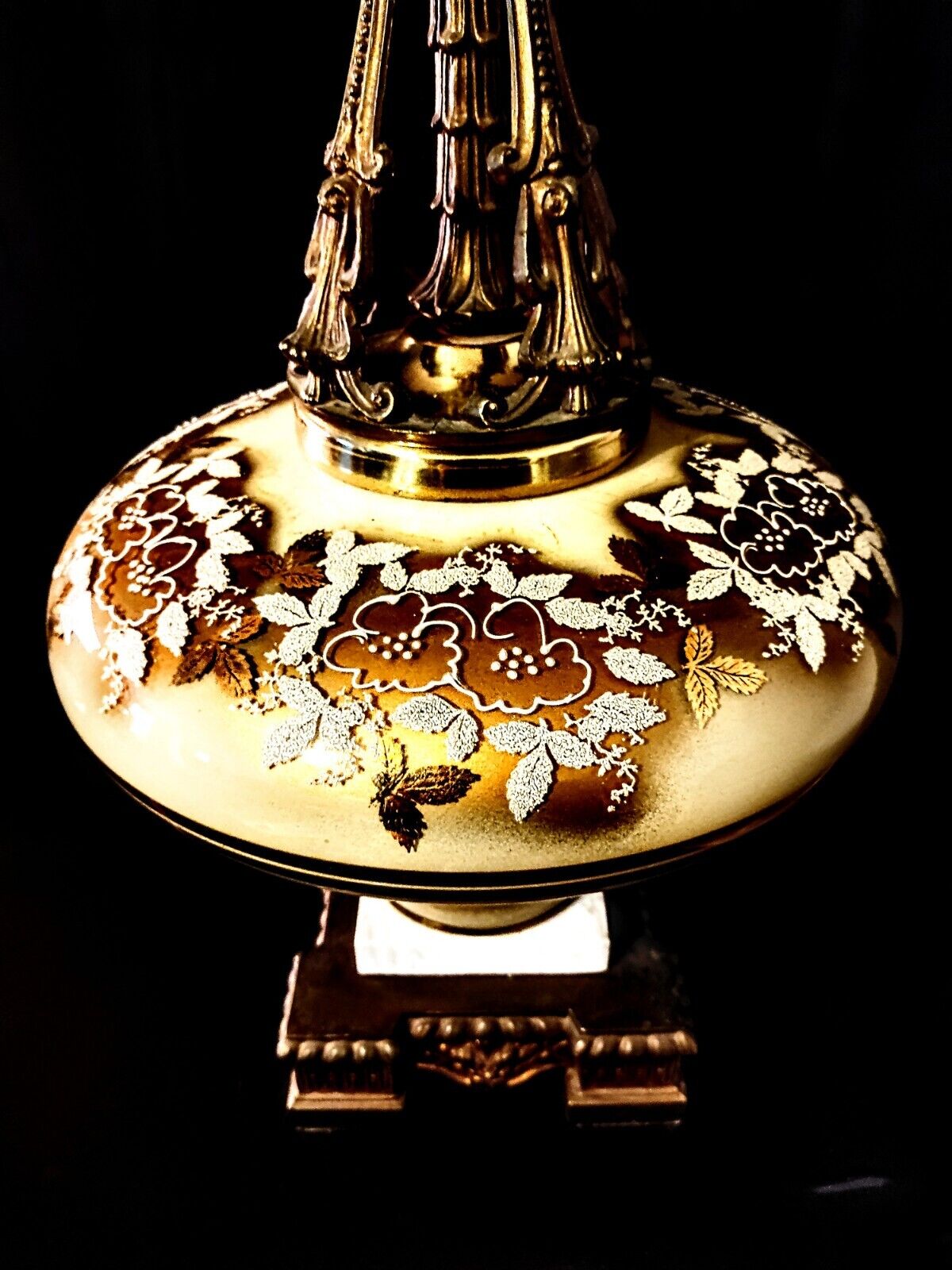 Set of 2 Massive Hollywood Regency Decorative Glass On Bronze Table Lamps