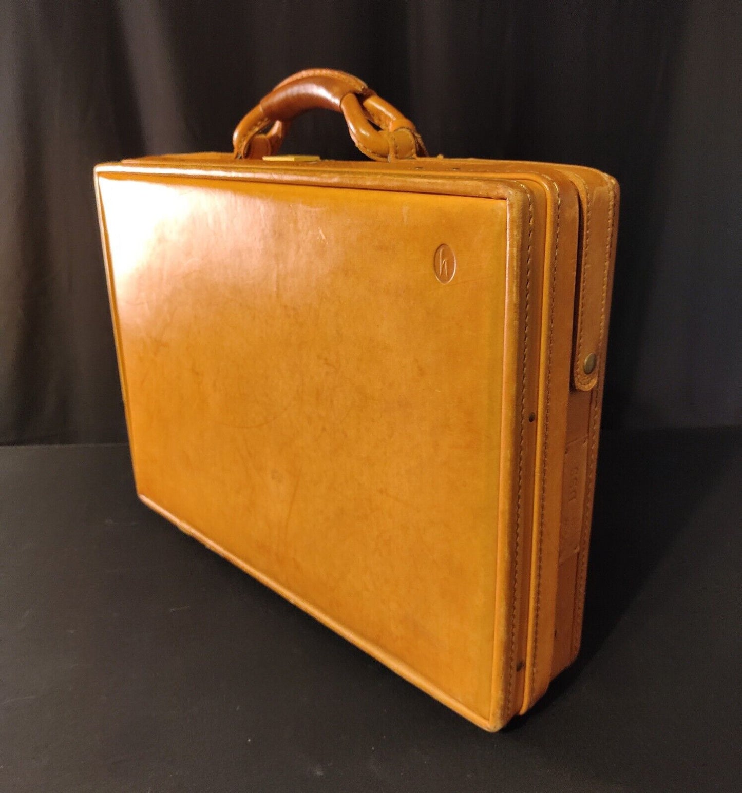 Hartmann Belting Leather Briefcase Attaché Brief Case - Fantastic NOS Condition!