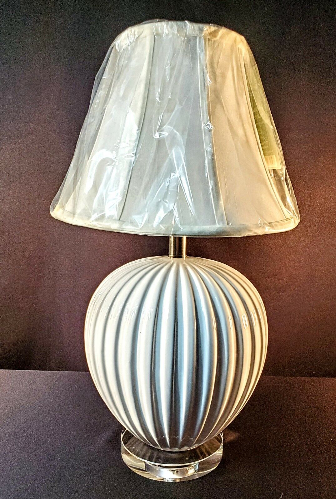 Fredrick Cooper Round Ribbed Semi Urn Style White Heavy Porcelain Table Lamp