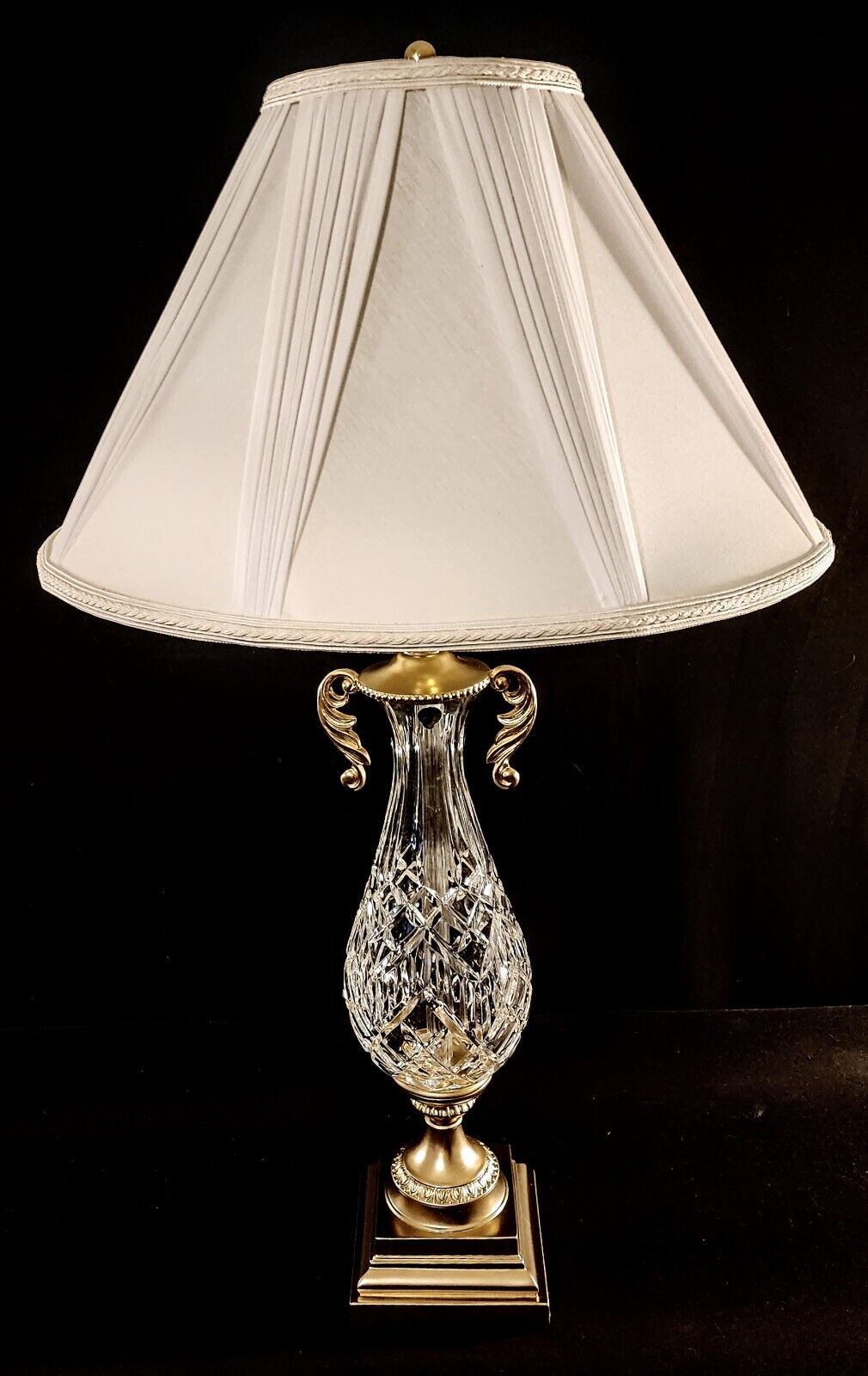 Waterford Westfield Flawless Fine Cut Crystal Lamp