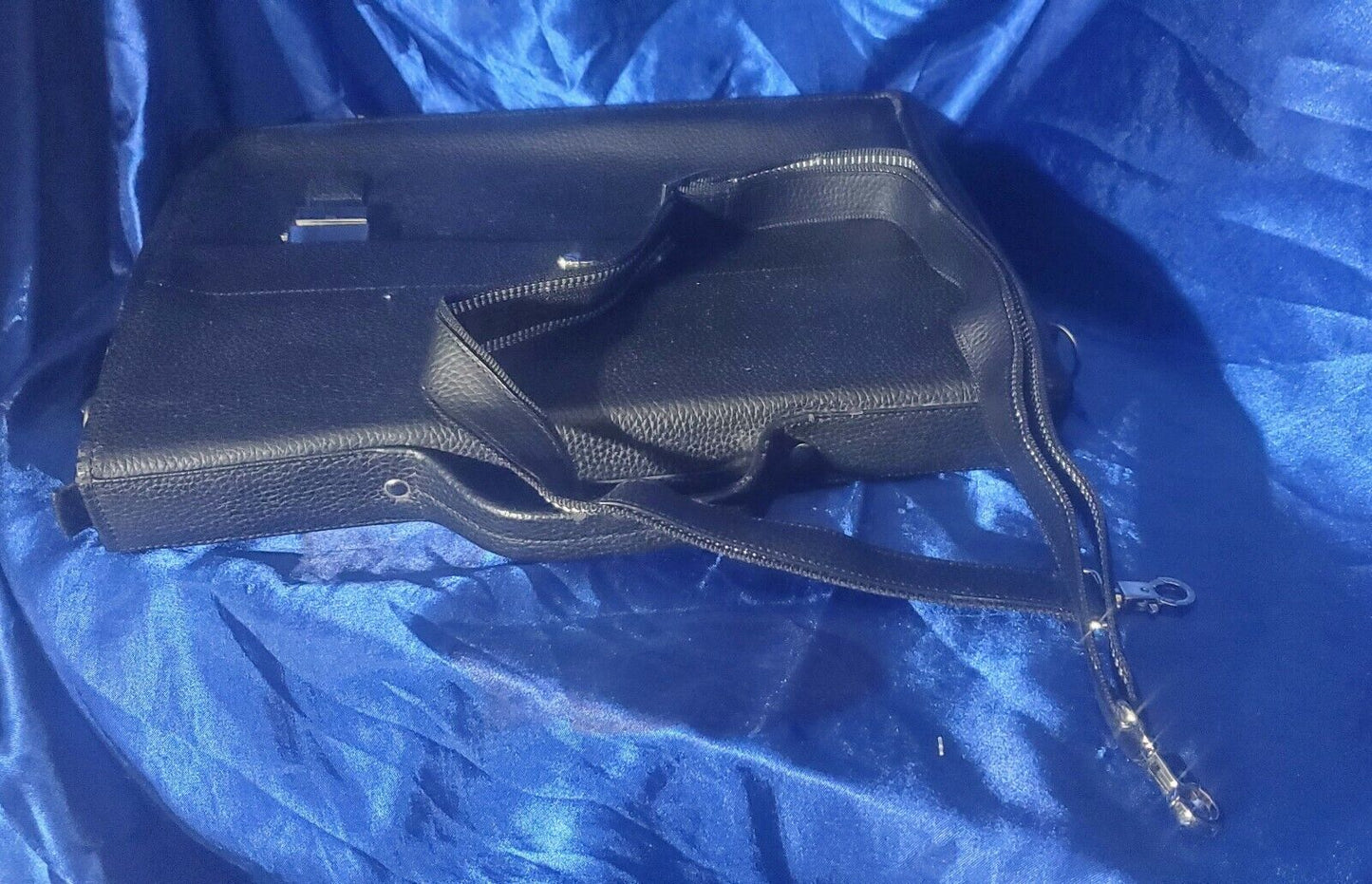 Abbyson Black Leather Attaché Bag - 5 Zipper Pockets - Handle and Matching Strap