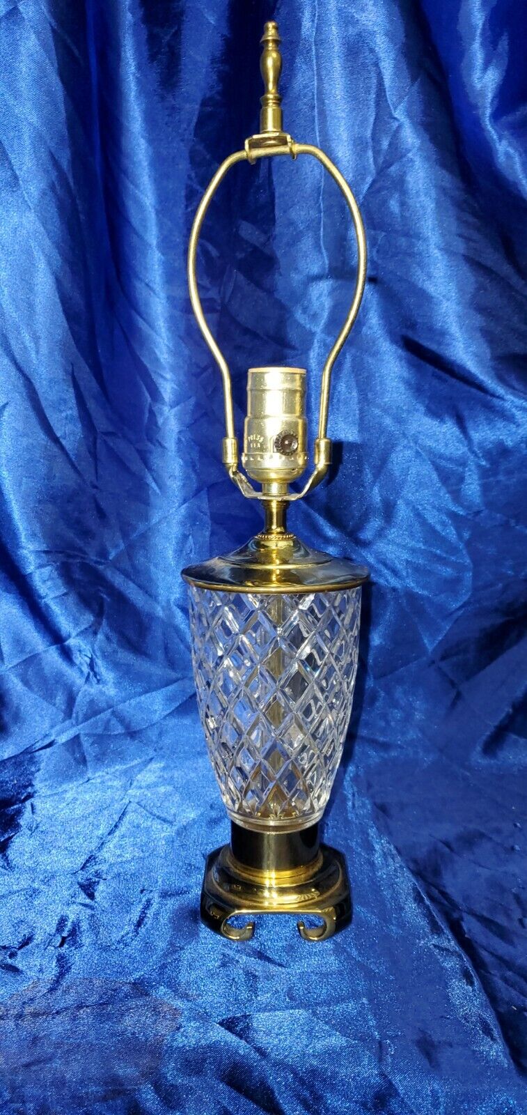 Vintage PAUL HANSON Mid-Century Fine Cut Crystal & Brass Table / Desk Lamp