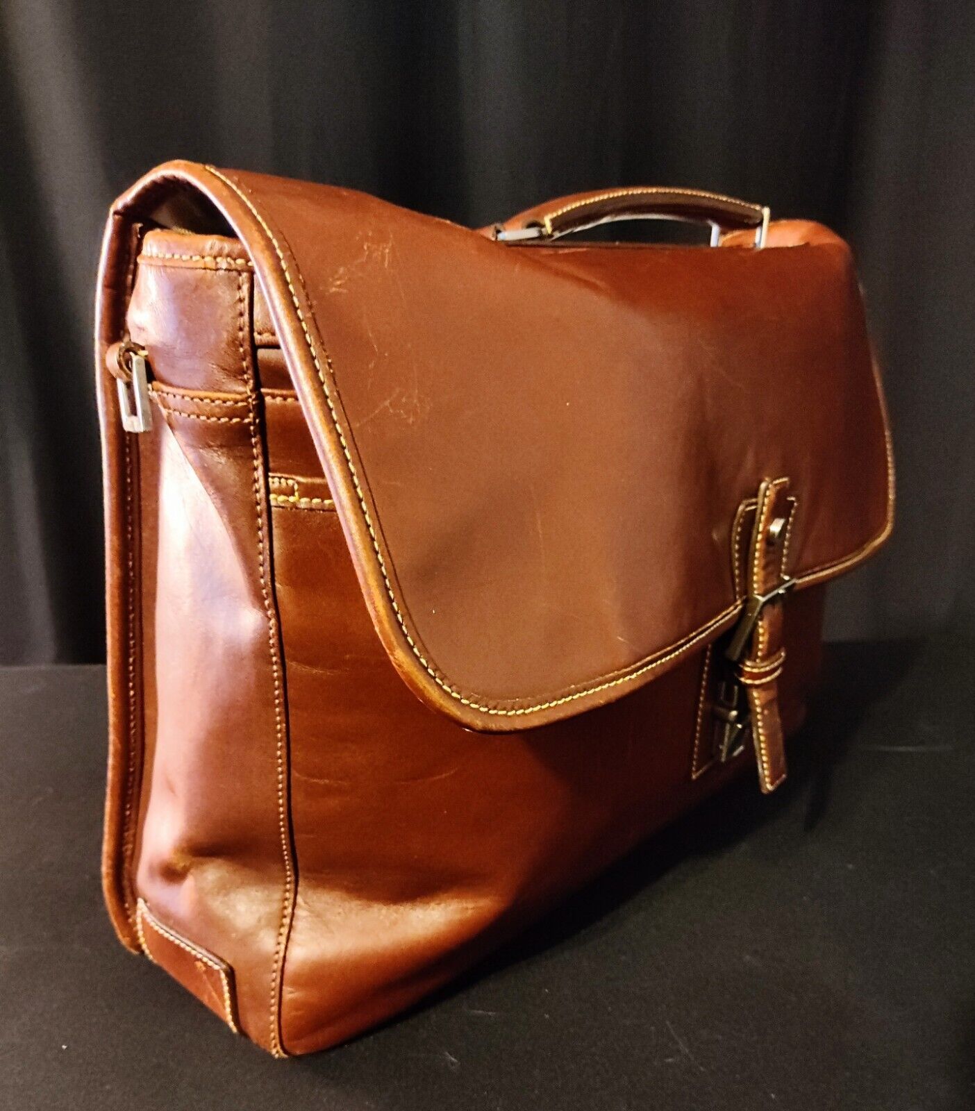 Hartmann Belting Leather Dark Brown Attaché Case With Carry Strap & Locking Key