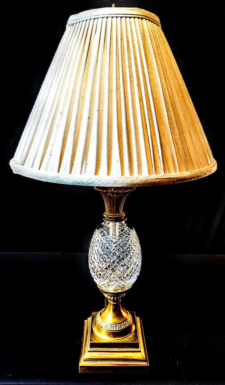 Waterford Hospitality Fine Cut Large Crystal Lamp With Original Shade