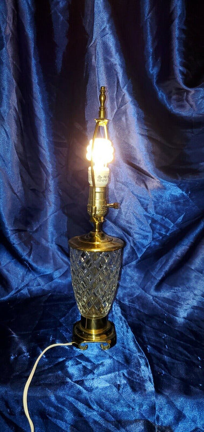 Vintage PAUL HANSON Mid-Century Fine Cut Crystal & Brass Table / Desk Lamp