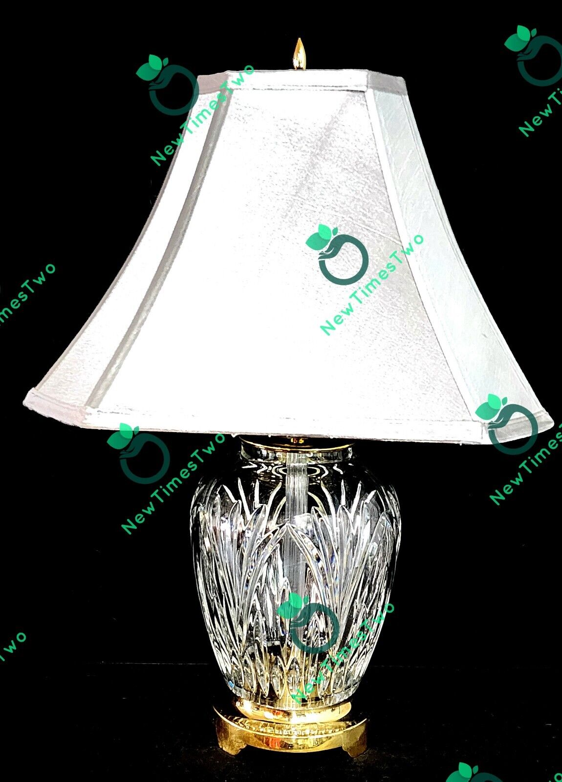 Waterford Ballylee Fine Cut Irish Crystal Table Lamp - 23" Crystal Circumference