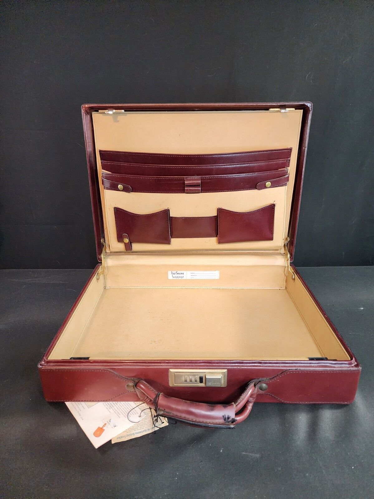 Hartmann Luggage Mens Attaché Briefcase Mahogany Belting Leather Vintage