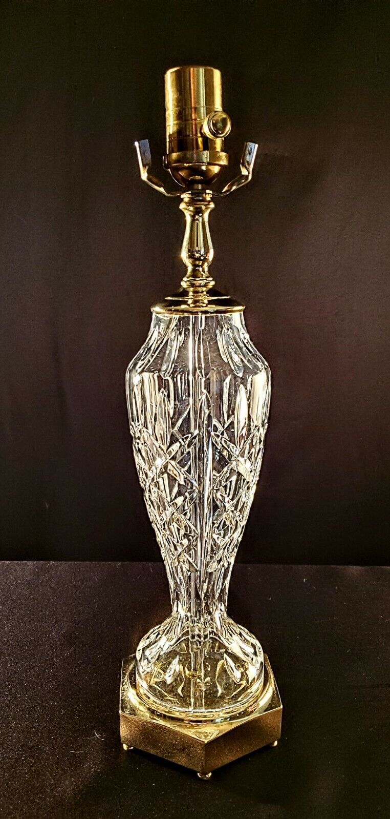 Waterford Evanwood Fine Cut Crystal Medium Sized Table Lamp - Mint Condition!