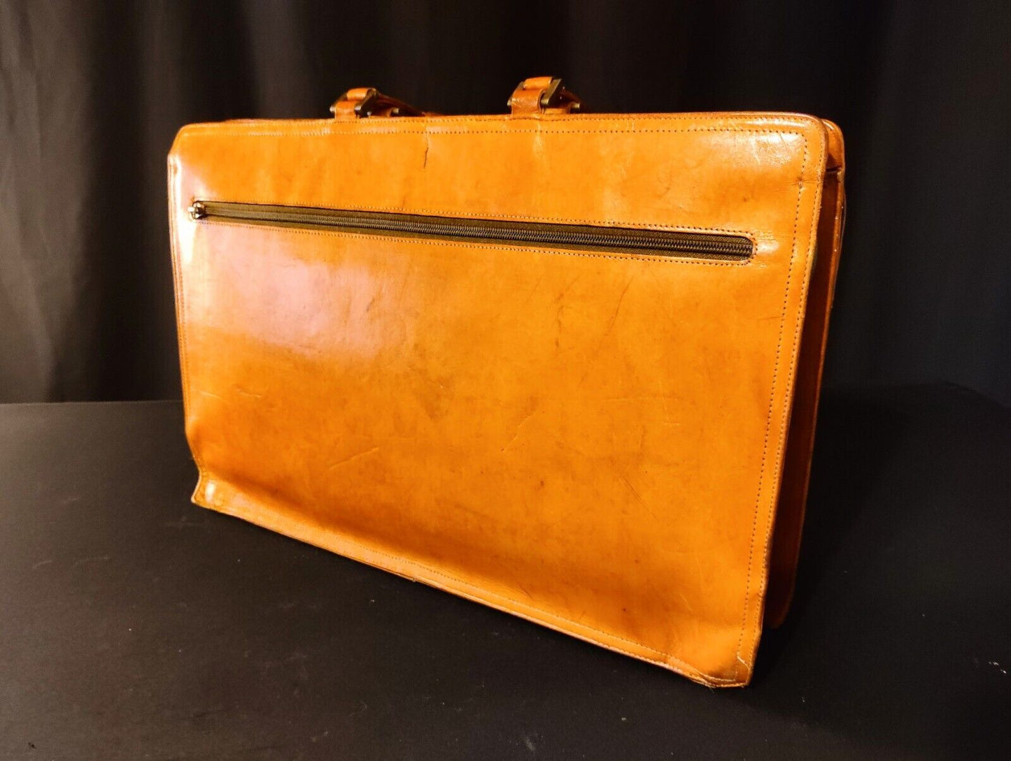 Hartmann by Sharif Vintage Belting Tan Leather Ataché Case With Original Key!