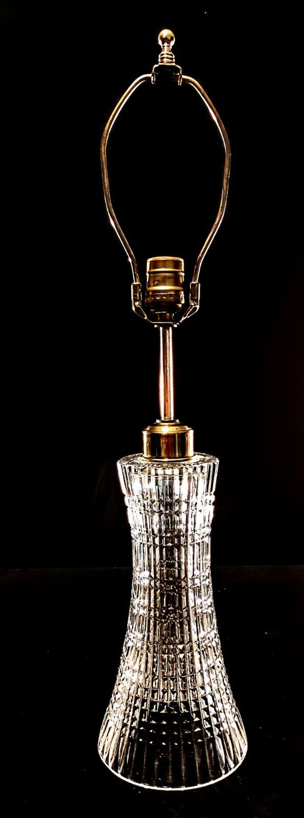 Genuine Waterford Lismore Diamond Fine Cut Crystal Table Lamp - Truly Brilliant!