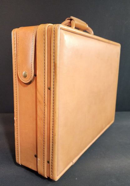 Hartmann Fine Belting Leather Briefcase Attaché Case - New Old Stock!!!