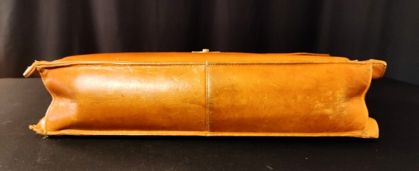 Hartmann by Sharif Vintage Belting Tan Leather Ataché Case With Original Key!