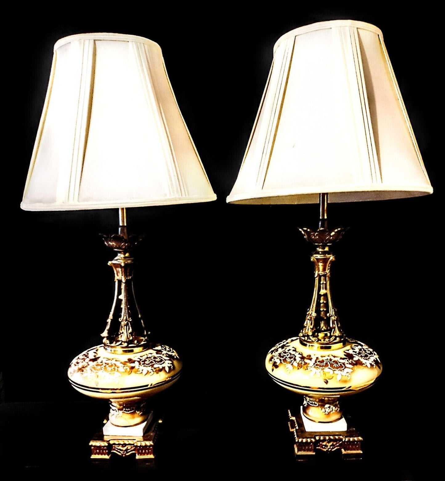 Set of 2 Massive Hollywood Regency Decorative Glass On Bronze Table Lamps