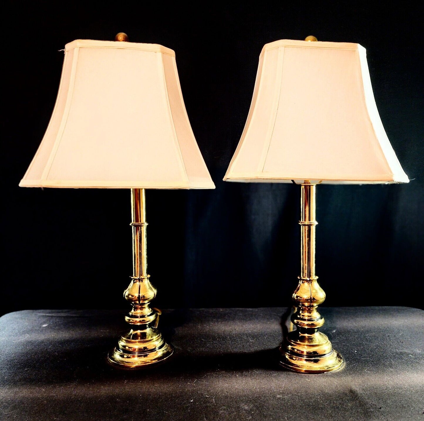 Matching Pair of 2 Stiffel Solid Brass Lamps - Tulip Representations